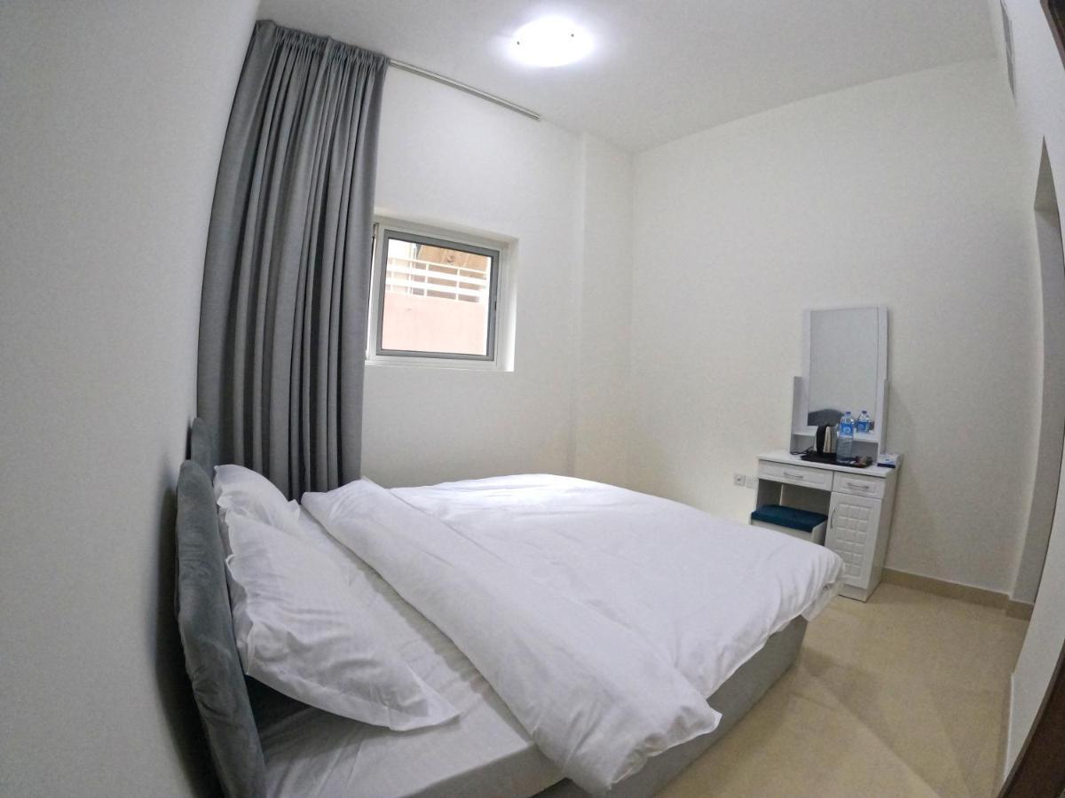 דובאי Karama Star Residence מראה חיצוני תמונה